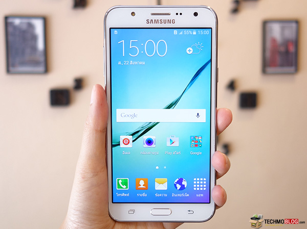 รีวิว] Samsung Galaxy J7 สมาร์ทโฟนเพื่อคอเซลฟี่ตัวจริง  ด้วยไฟแฟลชที่กล้องด้านหน้า พร้อมหน้าจอใหญ่ 5.5 นิ้ว คมชัดเต็มตา ในราคาเบาๆ  ที่ใครๆ ก็เอื้อมถึง :: Techmoblog.Com